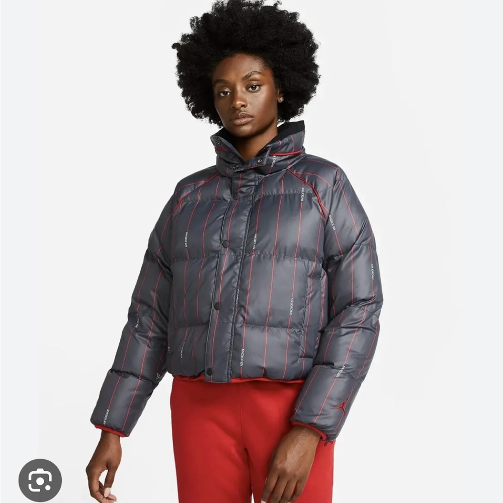 Cool Jordan puffer jacket with stripes